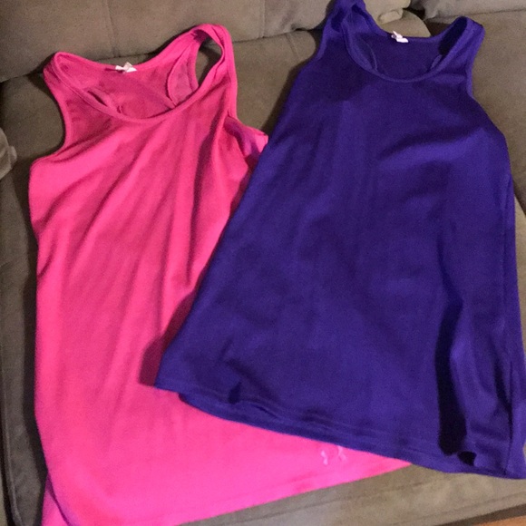 Under Armour Tops - Under armour tank bundle